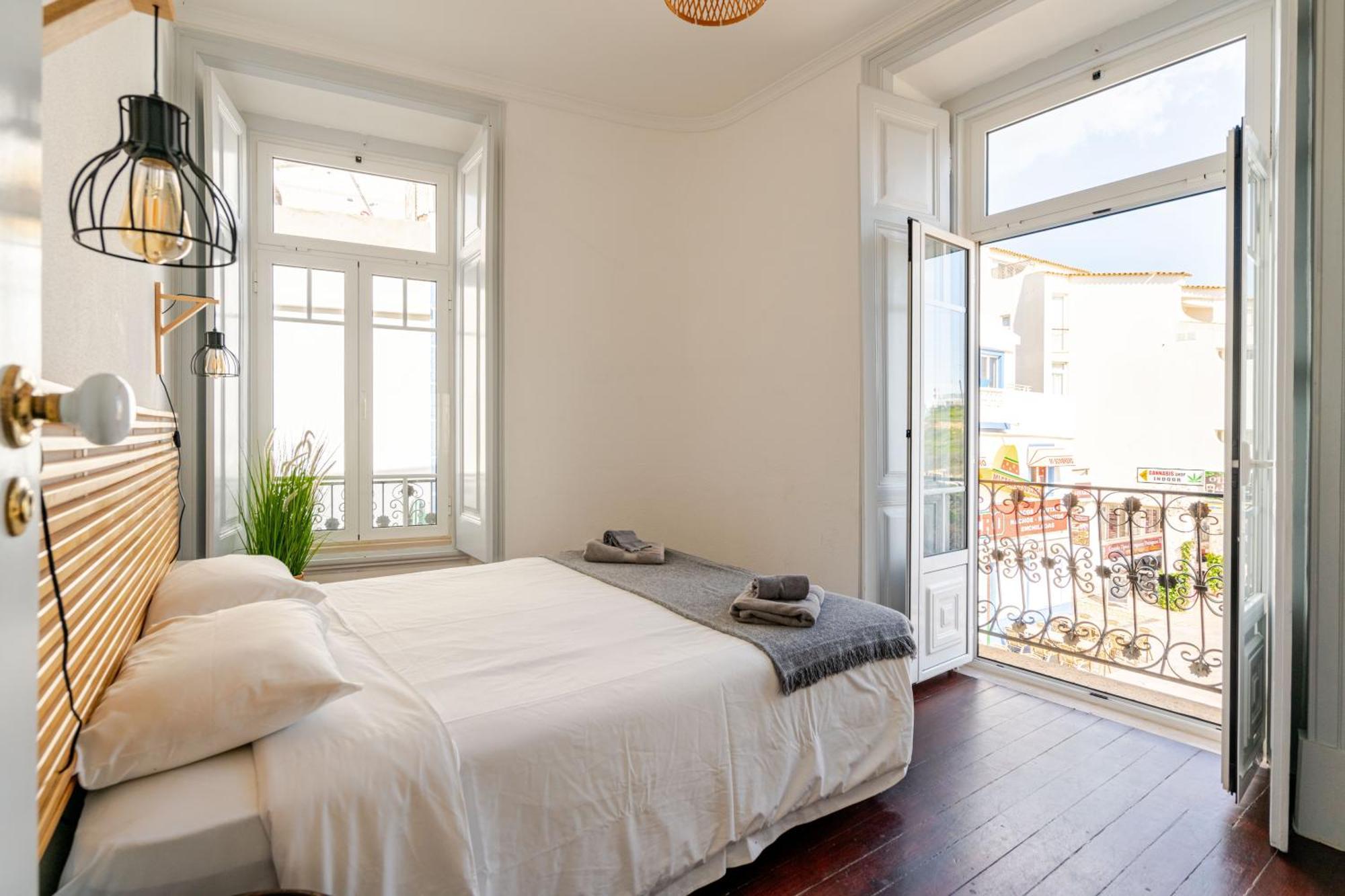 Down Town Beach House Албуфейра Екстериор снимка